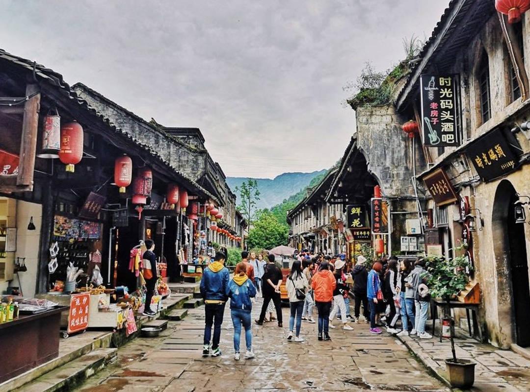 周口市禁毒办开展禁毒宣传进企业活动