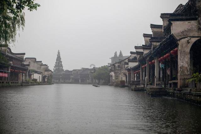 绯雨骑士团